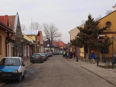 Turyści tłumnie odwiedzają nasz Stary Sącz...